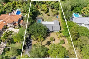 7485 SW 122nd St, Pinecrest, FL 33156 - Photo 1