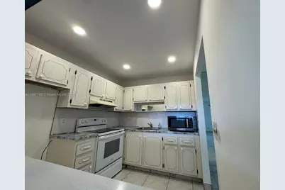 22 Valencia A #22, Delray Beach, FL 33446 - Photo 1