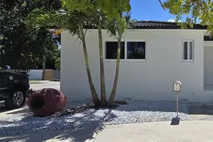 598 E 41st St, Hialeah, FL 33013 - Photo 1