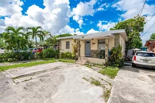 810 NW 24th Ct, Miami, FL 33125 - Photo 1