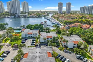 3552 Magellan Cir, Aventura, FL 33180 - Photo 1