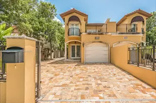 3065 Allamanda St, Coconut Grove, FL 33133 - Photo 1