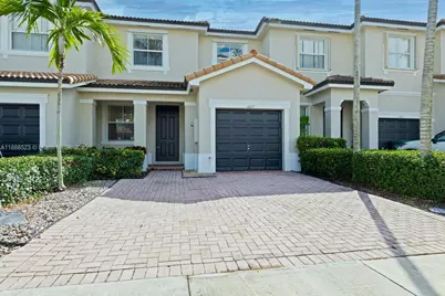 1015 NE 41st Pl, Homestead, FL 33033 - Photo 1