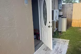 231 SW 31st Ave, Fort Lauderdale, FL 33312 - Photo 1