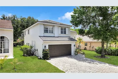 10766 Crescendo Cir #x, Boca Raton, FL 33498 - Photo 1