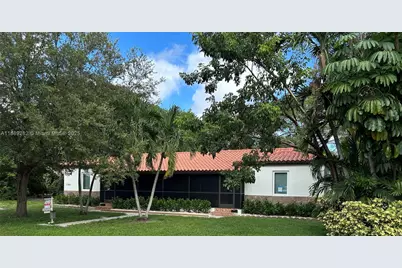 11201 NE 10th Ave, Biscayne Park, FL 33161 - Photo 1
