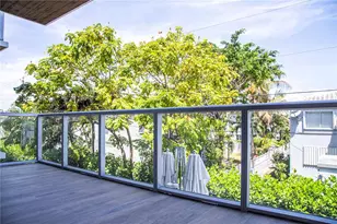 529 SW 11th St, Miami, FL 33129 - Photo 1