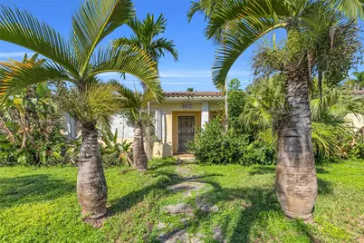 9410 NE 6th Ave, Miami Shores, FL 33138 - Photo 1