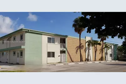 2601 NE 1st St #18, Pompano Beach, FL 33062 - Photo 1