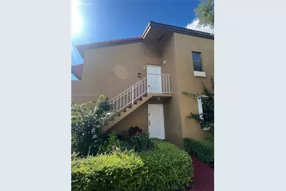 15600 SW 80th St #L-201, Miami, FL 33193 - Photo 1