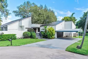 7605 SW 160th Terrace, Palmetto Bay, FL 33157 - Photo 1