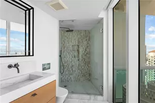 1000 S Pointe Dr, Miami Beach, FL 33139 - Photo 18