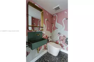 1000 S Pointe Dr, Miami Beach, FL 33139 - Photo 24