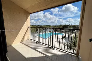 14415 N Kendall Dr, Miami, FL 33186 - Photo 1