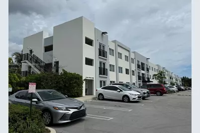 14752 NE 6th Ave #307, Miami, FL 33161 - Photo 1
