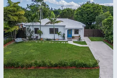 7420 SW 34th Ter, Miami, FL 33155 - Photo 1