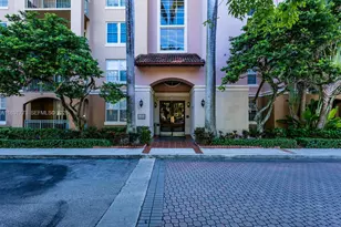 19801 E Country Club Dr, Aventura, FL 33180 - Photo 1
