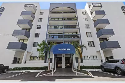 2715 Tigertail Ave #403, Coconut Grove, FL 33133 - Photo 1