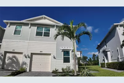 830 SE Grovebush Ln #830, Port Saint Lucie, FL 34984 - Photo 1
