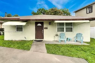 121 NW 7th Ave, Dania Beach, FL 33004 - Photo 1