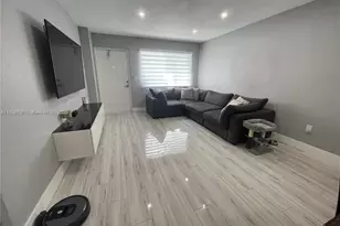 10285 NW 80th Ct, Hialeah Gardens, FL 33016 - Photo 1