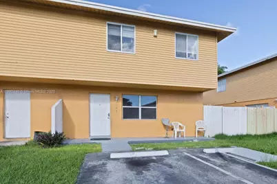 145 NE 12th Ave #145, Homestead, FL 33030 - Photo 1