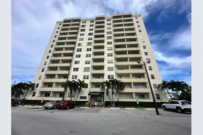 900 NE 18th Ave #304, Fort Lauderdale, FL 33304 - Photo 1