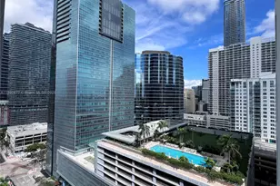170 SE 14th St, Miami, FL 33131 - Photo 1
