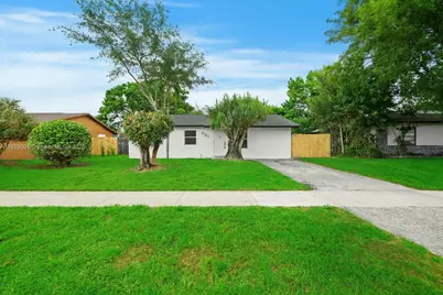 8201 SW 7th Ct, North Lauderdale, FL 33068 - Photo 1