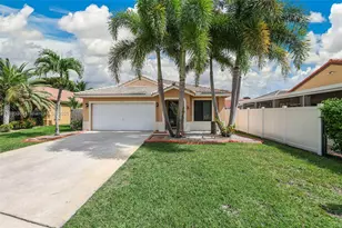 2235 NW 208th Way, Pembroke Pines, FL 33029 - Photo 1