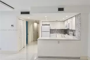 5415 Collins Ave, Miami Beach, FL 33140 - Photo 1