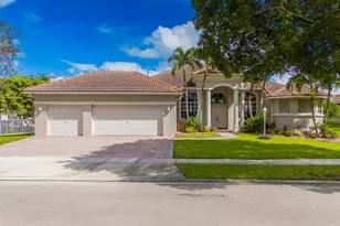 14032 NW 15th Dr, Pembroke Pines, FL 33028 - Photo 1