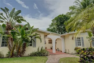 2401 SW 58th Manor, Dania Beach, FL 33312 - Photo 1