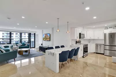 5225 Collins Ave #1411, Miami Beach, FL 33140 - Photo 1