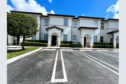 8193 W 36th Ave #4, Hialeah, FL 33018 - Photo 1