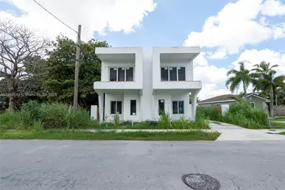 10290 SW 174th Ter, Miami, FL 33157 - Photo 1