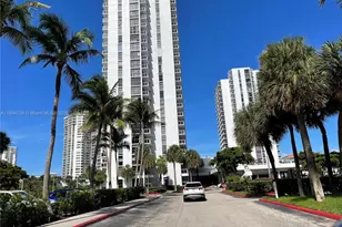 20505 E Country Club Dr, Aventura, FL 33180 - Photo 1