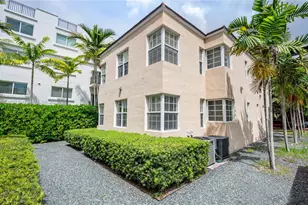 32 Calabria Ave, Coral Gables, FL 33134 - Photo 1