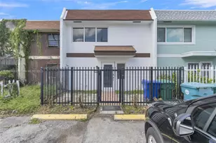 508 NW 11th St, Miami, FL 33136 - Photo 1
