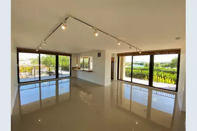 801 N Venetian Drive #202, Miami, FL 33139 - Photo 1