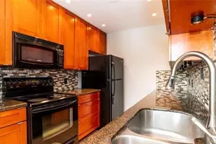 2321 NW 33rd St, Oakland Park, FL 33309 - Photo 1