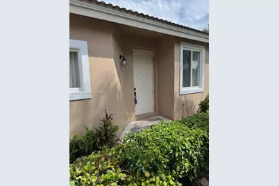 15880 SW 12th St #house, Pembroke Pines, FL 33027 - Photo 1