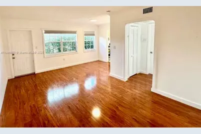 2101 Bay Dr #3, Miami Beach, FL 33141 - Photo 1