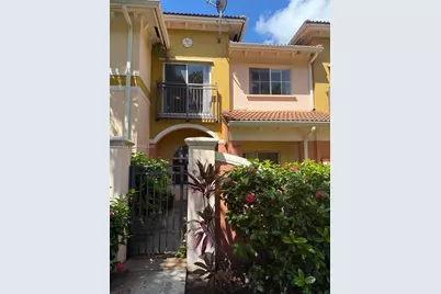 1209 Santa Catalina Ln, North Lauderdale, FL 33068 - Photo 1