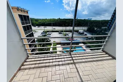 2935 NE 163rd St #6B, North Miami Beach, FL 33160 - Photo 1