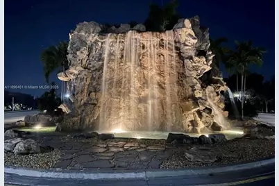 1115 NW 132nd Ave, Pembroke Pines, FL 33028 - Photo 22