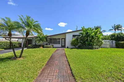 942 SE 13th Ave, Deerfield Beach, FL 33441 - Photo 1