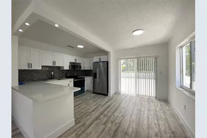 46 NW 44th St #46, Miami, FL 33127 - Photo 1