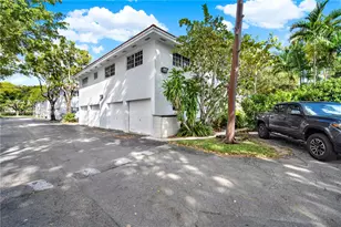 7966 Camino Cir, Miami, FL 33143 - Photo 1