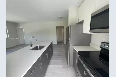 1525 Michigan Ave #1, Miami Beach, FL 33139 - Photo 1